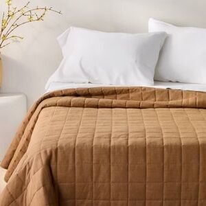 Casaluna Warm Brown Queen Linen Blend Quilt